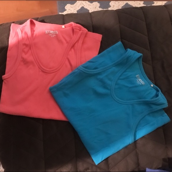 Lot of 2 Guess tank tops - Picture 6 of 6